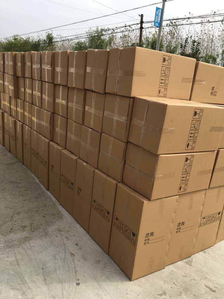 除塵配件裝貨中